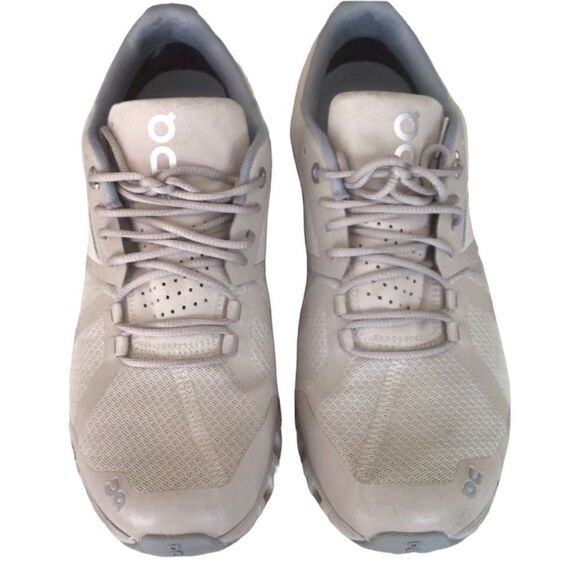 ✨Cloud 5 Sneaker✨ - Picture 1 of 10